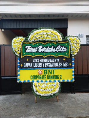 Papan Bunga Duka di Parbuluan