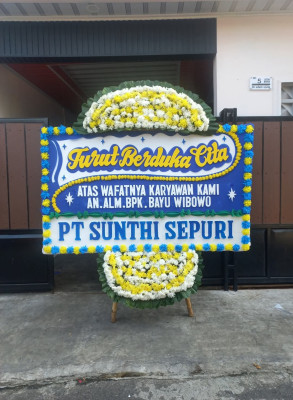 Papan Bunga Duka di Parbuluan