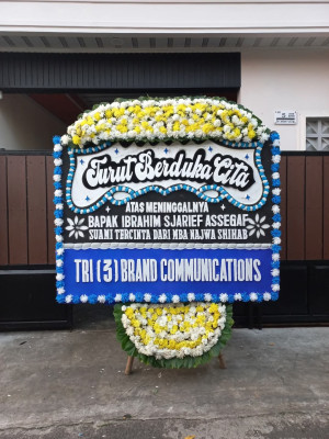 Papan Bunga Duka di Parbuluan